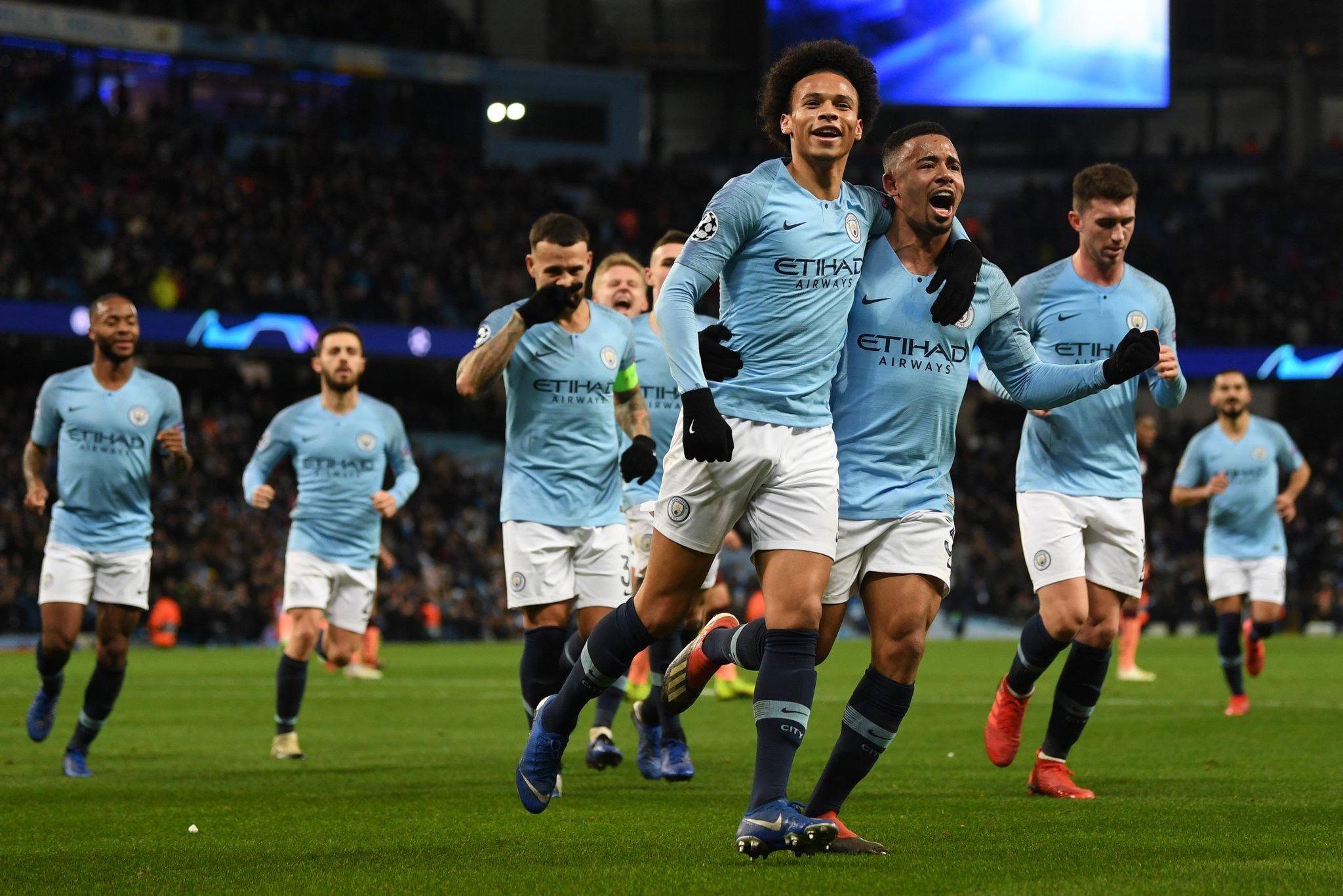 巴薩官推曬新援萊萬接受體檢照片.